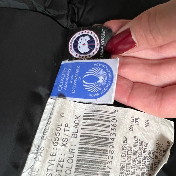 Canada goose black trillium parka with real fur hood - Picture 7 of 15